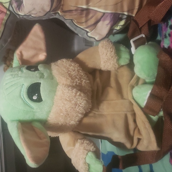 Baby Yoda items - Picture 8 of 11